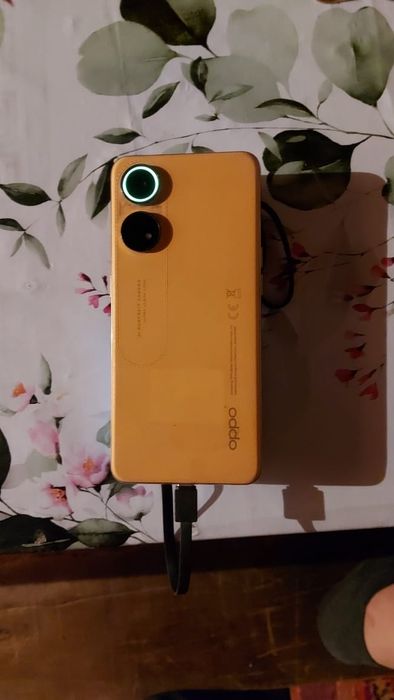 Oppo reno8t.     .