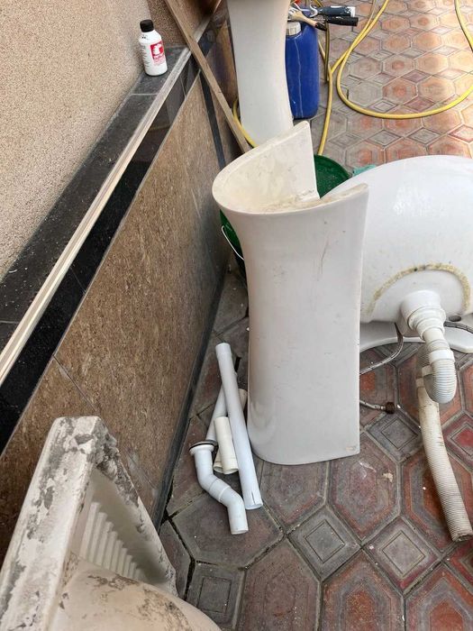 Продаётся сантехника (комплект)