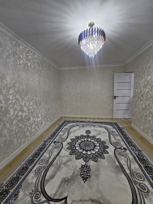 Продаётся вторичный дом кирпичный 2х ком 3й этаж Вокзал