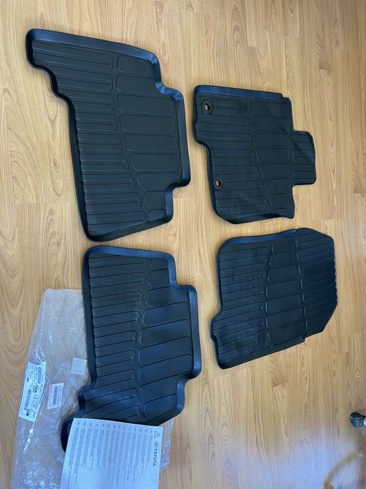 Set Covorase Noi All Weather Iarna Toyota Land Cruiser 150 Executive