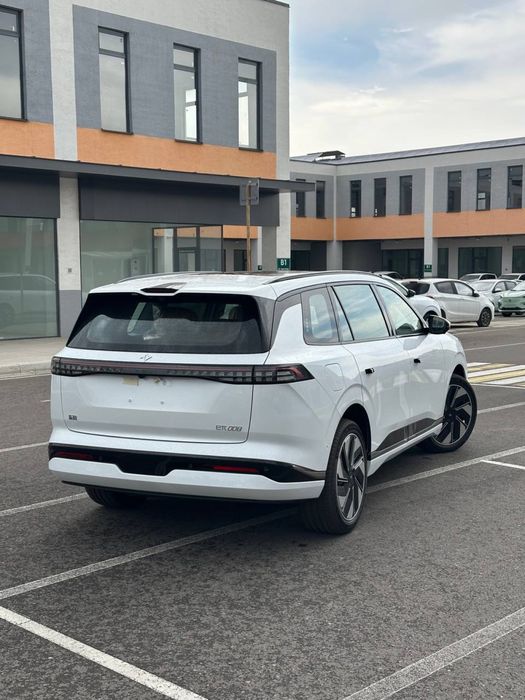 Dongfeng ep008 restyling