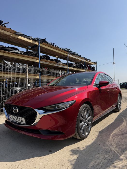 Mazda 3 2022 AUTOMAT 16.000 KM 2.0 BENZINA + ELECTRIC usor avariat / avariate