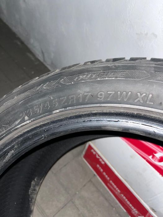 SAILUN 235/45 R17