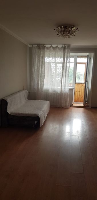 Сдам двухкомнатную уютную квартиру в центре города на длительный срок