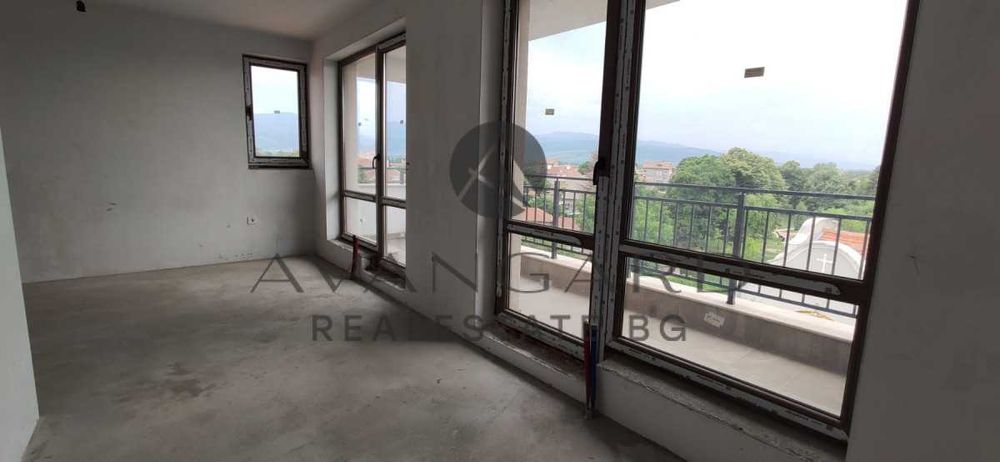 оф.14232 Четиристаен БУТИКОВА Сграда Прослав