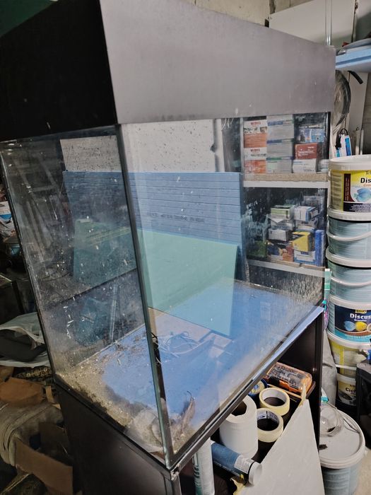 300 л. 120/40/64  и 190л. 73/40/65