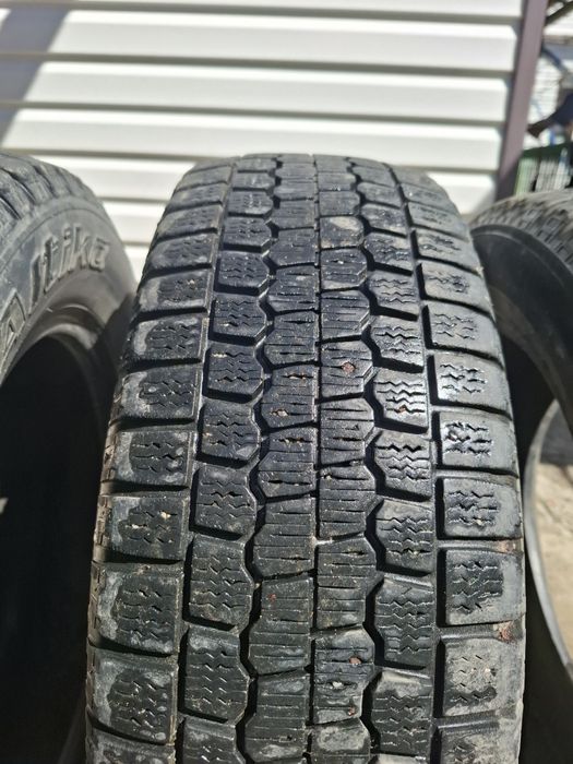 Продам Б/У шины 205/65R15