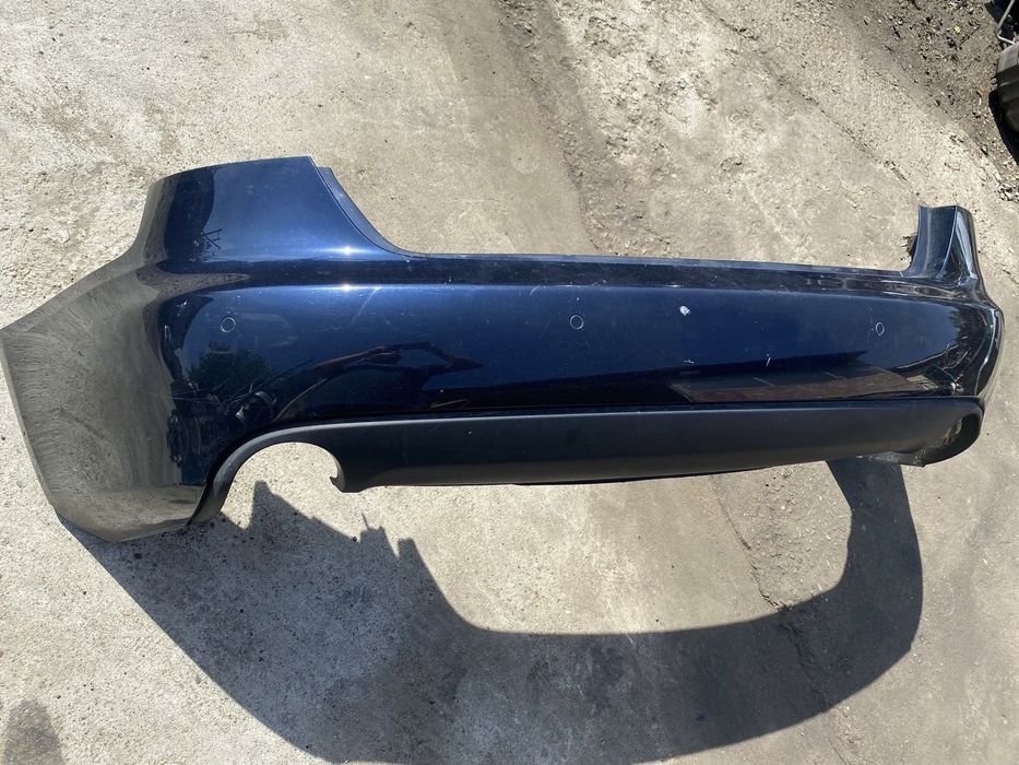 Bara spate cu senzori parcare Audi A4 B8 Berlina Pret 800 lei