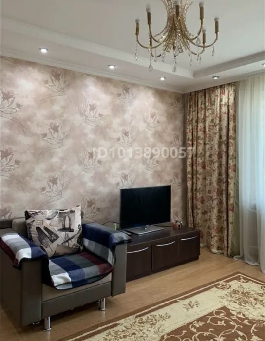 Продам ДИВАН, в подарок кресло !