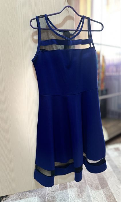 Продам платье  состояние новое