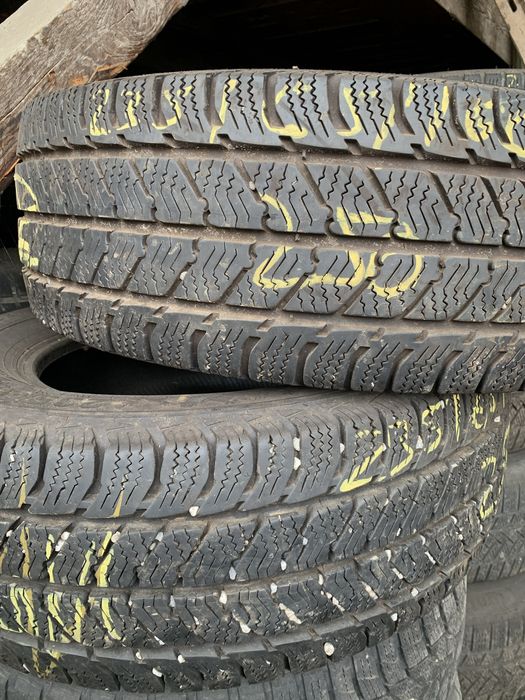 8 Anvelope cauciucuri 235/70/16 si 235/65/16C m+s