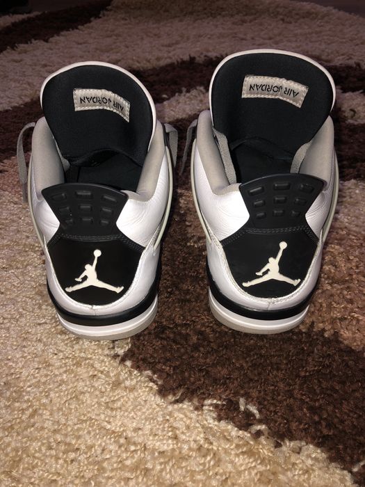 Jordan 4 Military Black