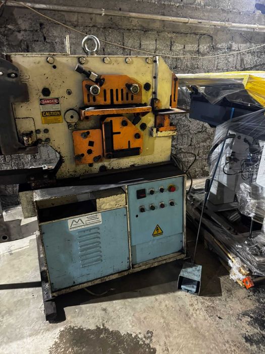 Mașină universală prelucrări metal poanson + gilotină + tăiere profile