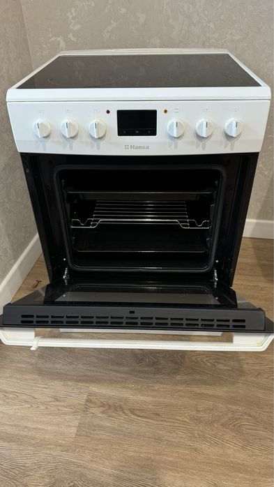 Продам стеклокерамическую электроплиту