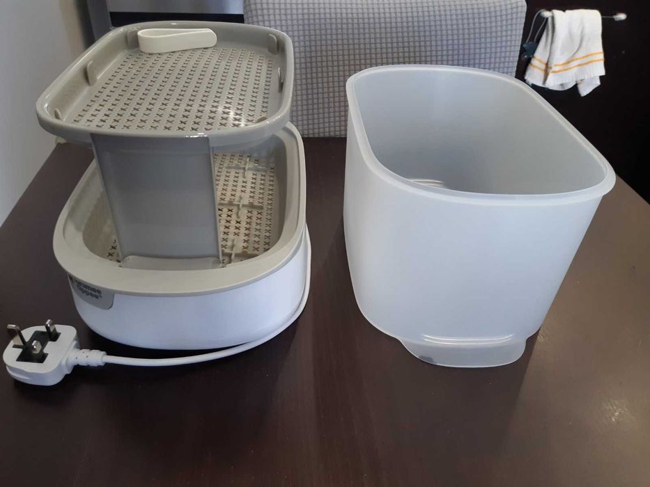 Стерилизатор Tommee Tippee