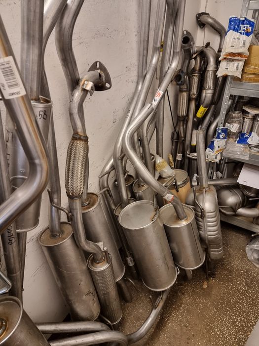 Toba finala intermediara saxofon marca Toyota