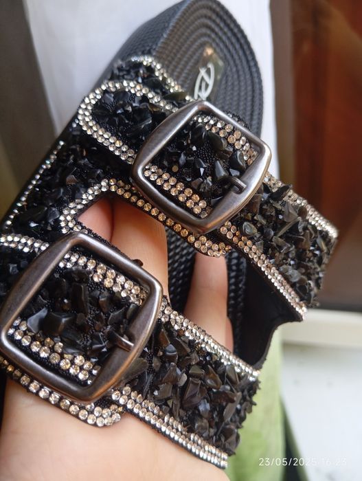 Uyga koʻchaga kiyish uchun tapochka