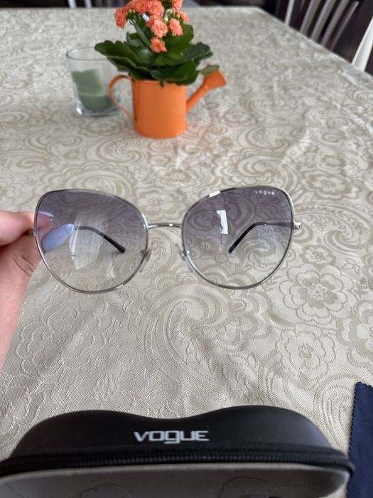Слънчеви очила Vouge