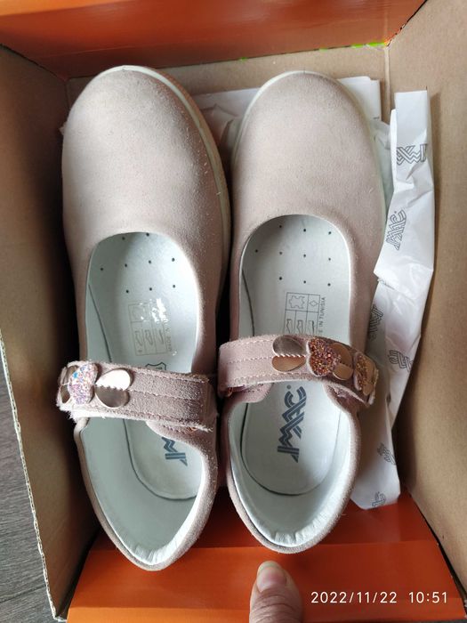 Кожени гуменки и кецове Vans Кожени розови балеринки iMac