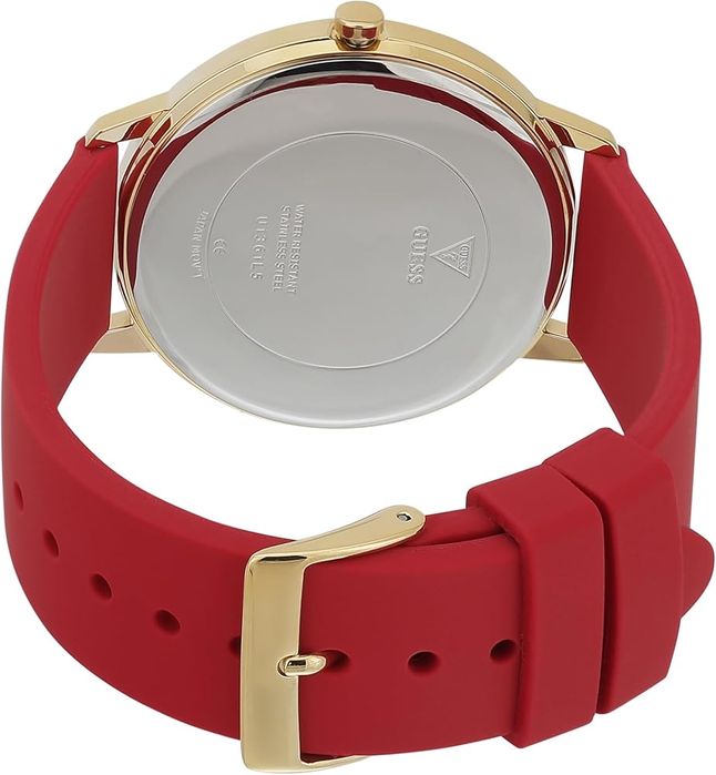 Дамски водоустойчив часовник на марката Guess