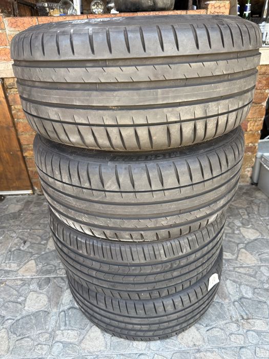 Anvelope 225 40 18 vară dot 2023