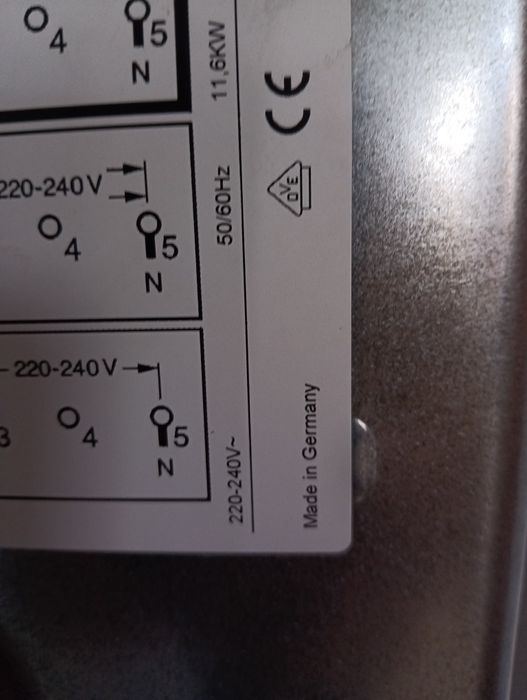 Иноксова печка за вграждане Бош Bosch със самопочистване PIROLISE  Made in Germany с 2 години гаранция!