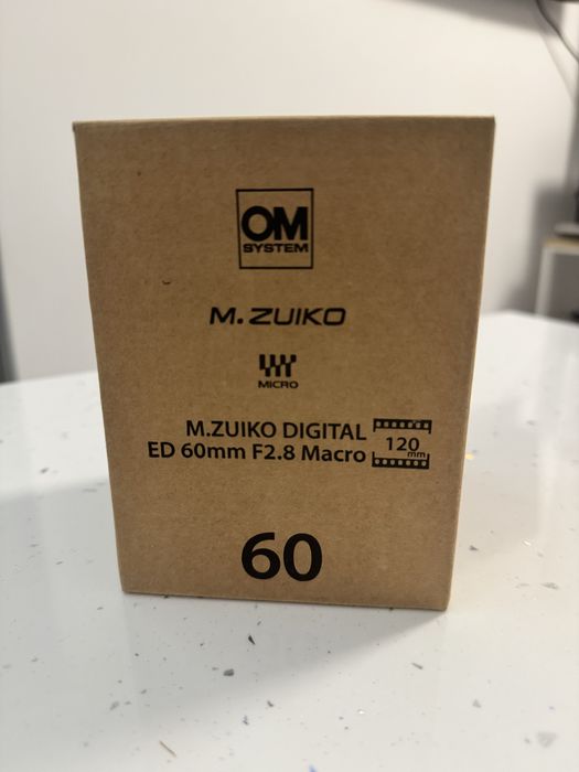 Olympus ED 60mm f2.8 Macro