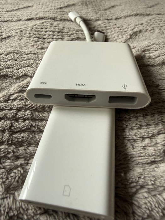 Adaptorul Apple HDMI USB-C USB-A