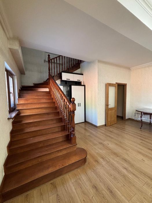 Продаю дом с готовым бизнесом