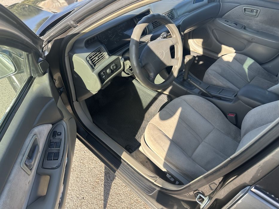 Продам Toyota Camry 20 LE.
