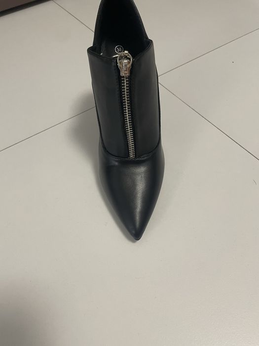 Зимни дамски боти