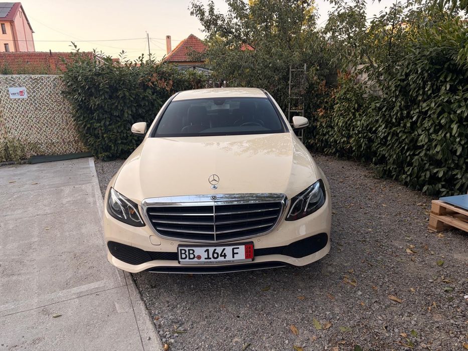 MERCEDES-BENZ E-Class