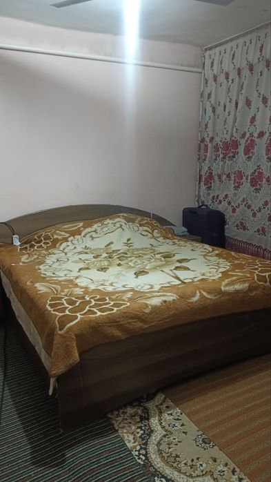 Уй сотилади 8 сотох, 3 хона