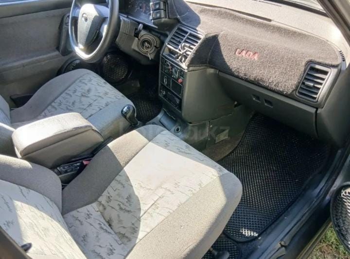 Продам ваз 2110 в хорошем состояние
