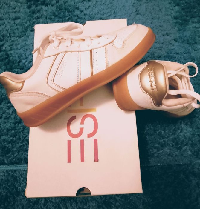 Дамски маратонки 37 , бели на Esprit