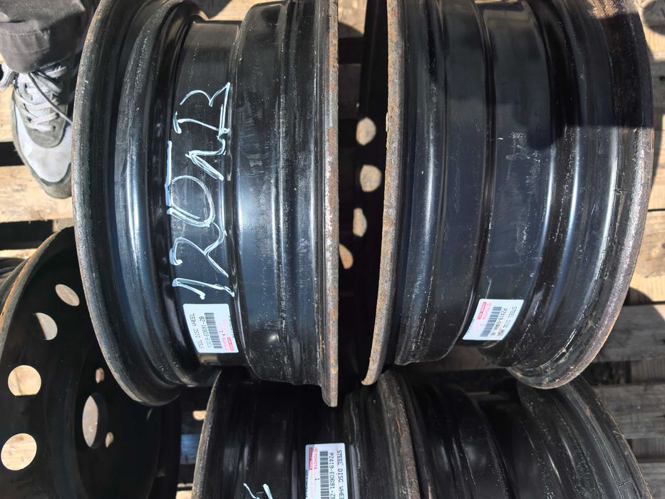 14 цола 4 х 100 мм Тойота / Кия / Мазда и други - 5,5 Инча / ЕТ 45