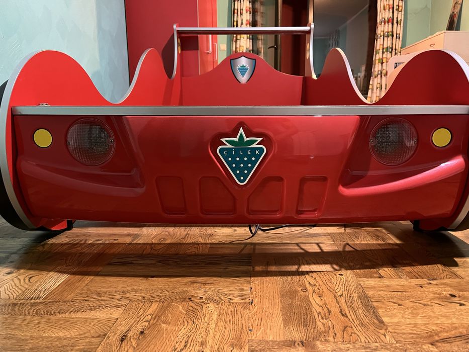 Матрак и детско легло кола