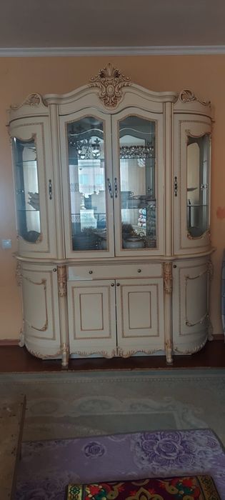 сервант для гостиной