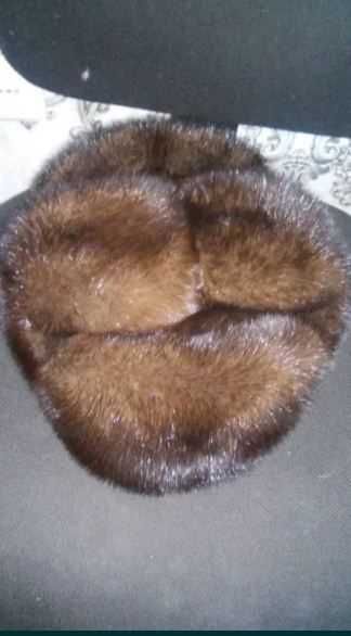 Шапки норковые. Размер 56.