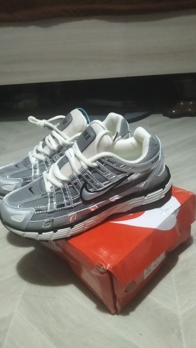 Продам кроссовки найк