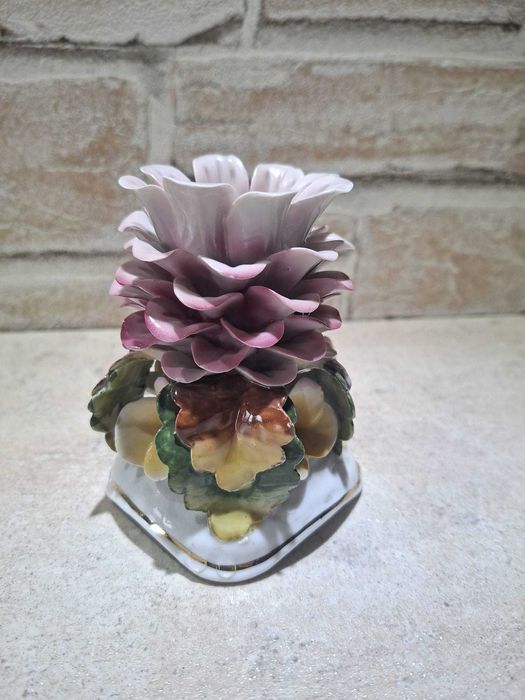 Suport din portelan lumanare pastila