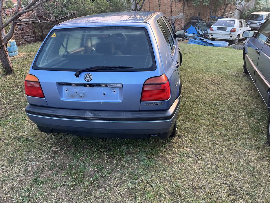 VW Golf 3 / Фолксваген Голф 3 на части