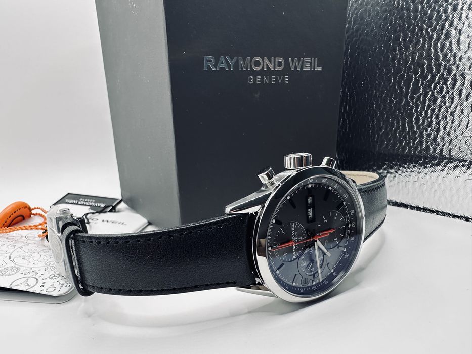 *Чисто Нов* Raymond Weil 7730-STC-60112 Freelancer