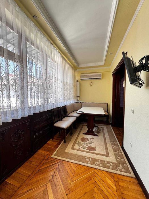 Ц1 Ул Салык азимова 4\2\4