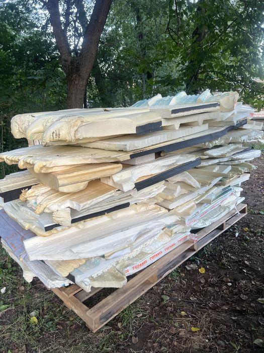 Spumă poliuretanică – resturi, GRATIS pentru cine are idei!