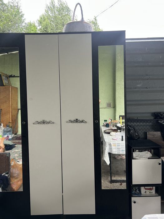 Шкаф с тумбой — 25 000 ₸