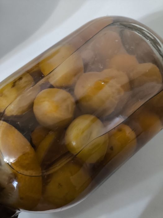 Соленья, компоты, томатный сок