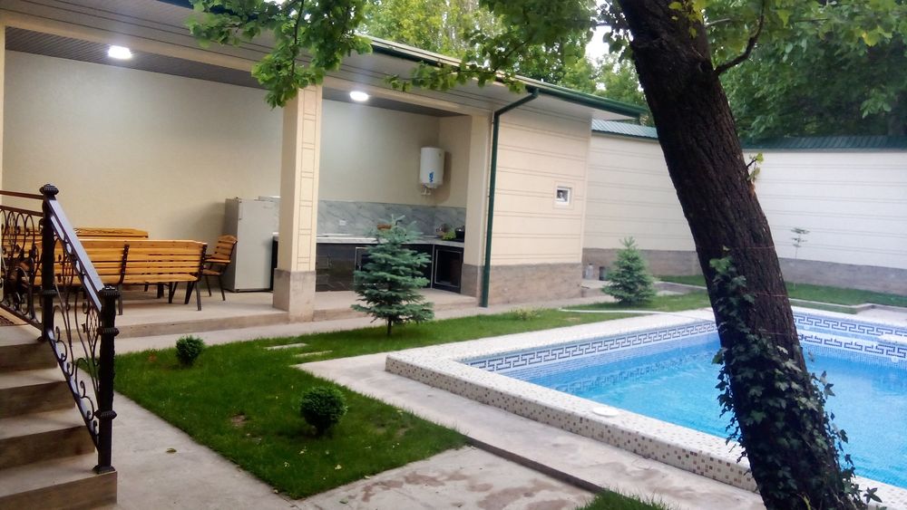 Oqtosh dacha oilaviy