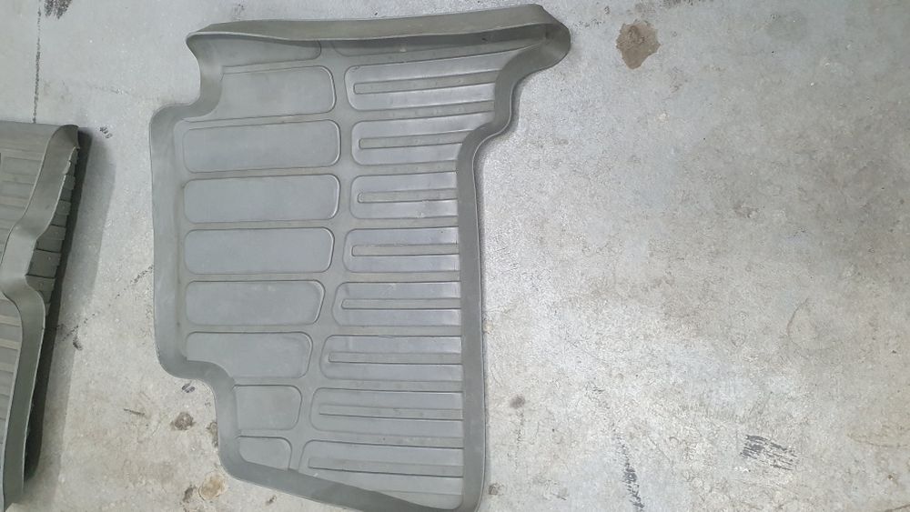 Продам полики на прадо