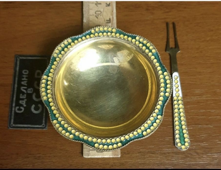 Посуда, вилки, ложки, рюмки